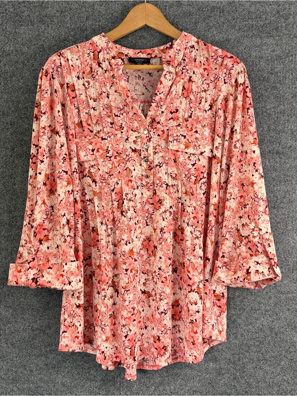Cocomo Womens 1X Pink Floral Top 3/4 Sleeve V Neck Office Casual Stretch